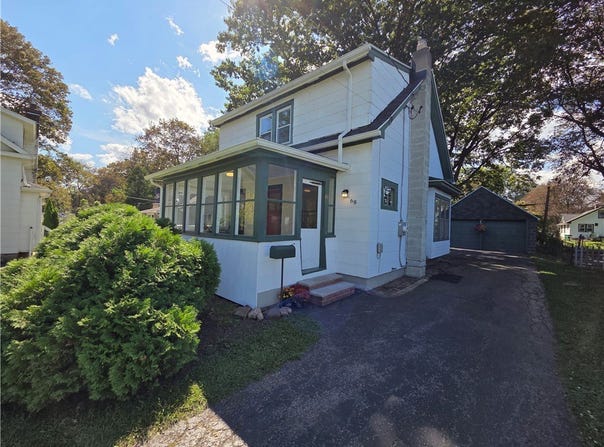 68 Clearview Road, Rochester, NY 14616
