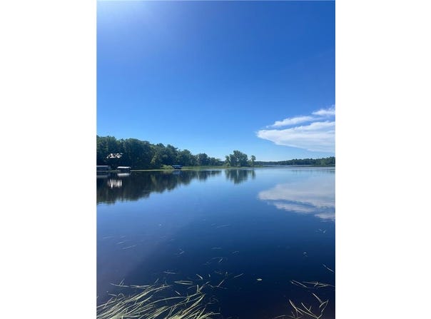 51440 Long Point Place, Shamrock Twp, MN 55760
