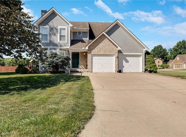 18201 E 51st Street Court, Independence, MO 64055