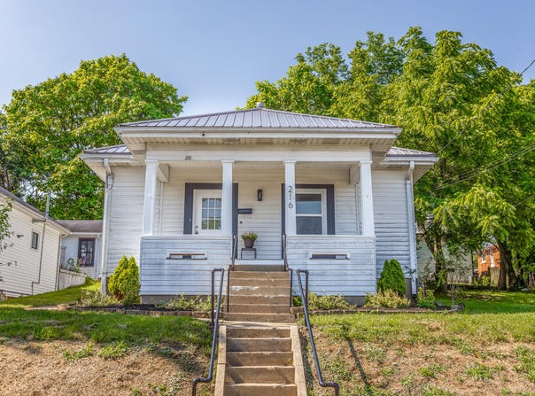 216 East Office Street, Harrodsburg, KY 40330