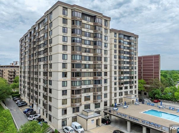 316 Prospect Avenue 4E, Hackensack, NJ 07601