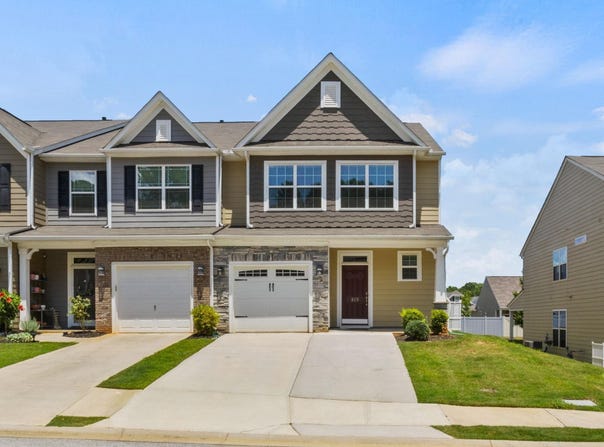 829 Appleby Drive, Simpsonville, SC 29681