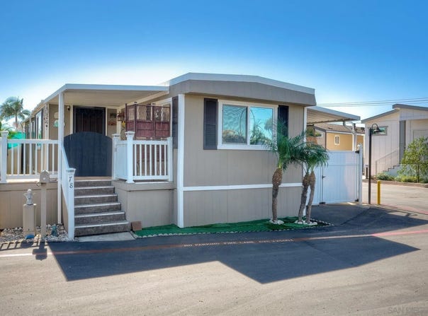 6550 Ponto, Carlsbad, CA 92011
