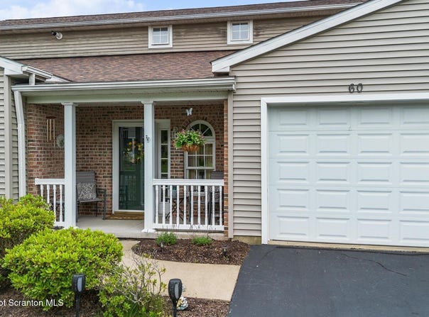 60 Parkland Drive, South Abington Twp, PA 18411