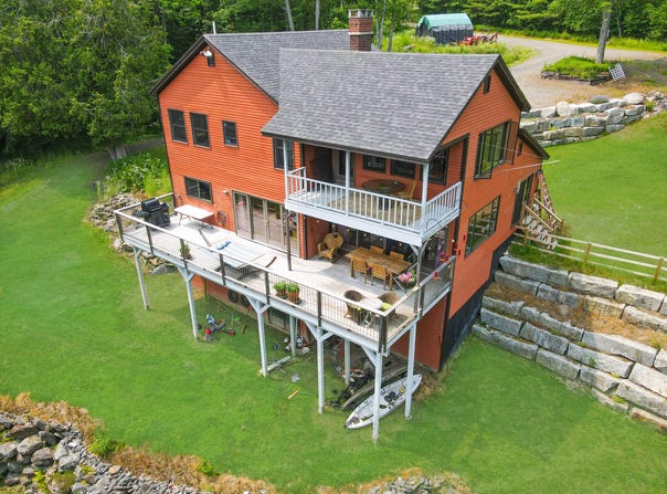 93 Hopkins Road, Hampden, ME 04444