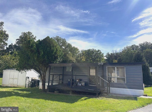 8 OAK Drive, ATGLEN, PA 19310
