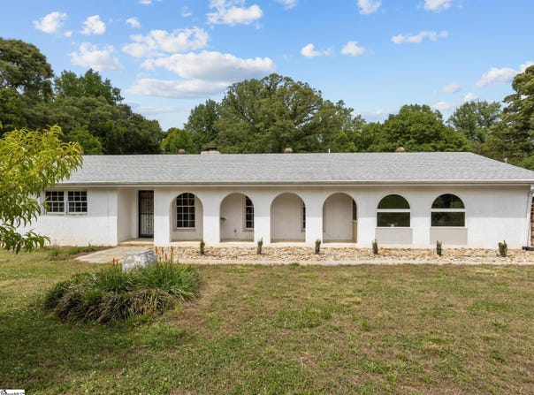 263 Flat Rock Road, Liberty, SC 29657