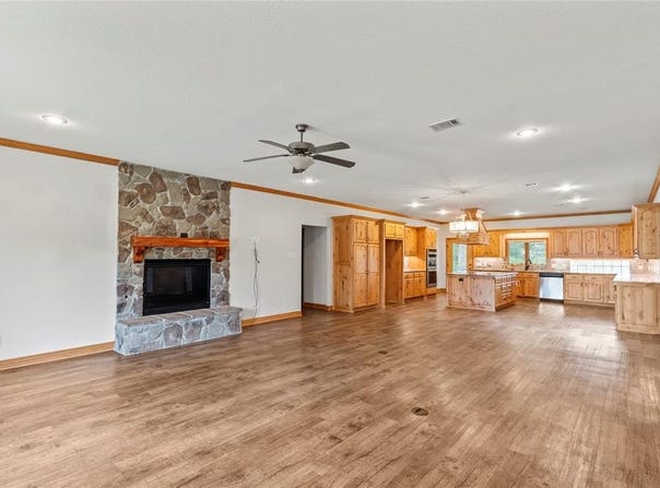 187 Randy Street, Gun Barrel City, TX 75156