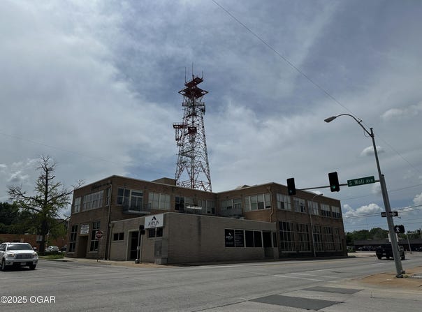 702 S Wall Avenue, Joplin, MO 64801