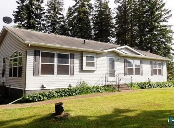 824 Commonwealth Ave, Duluth, MN 55808