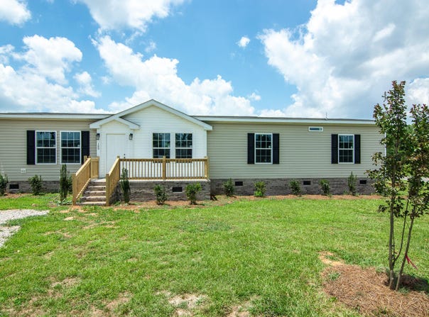 100 Cottonwood Court, Kenly, NC 27542
