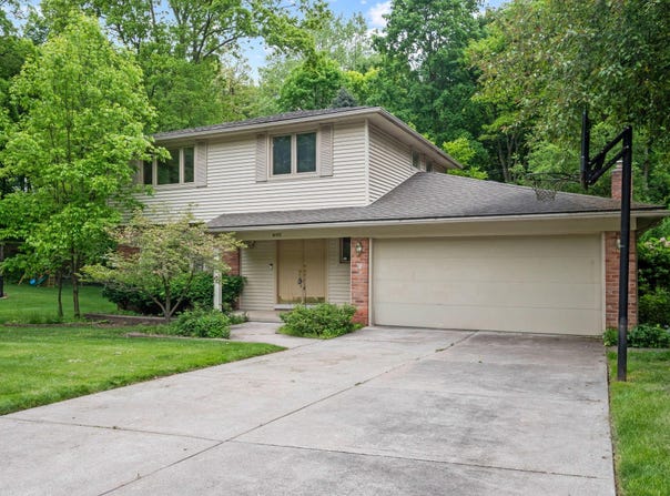 1068 Grace Court, Northville, MI 48167