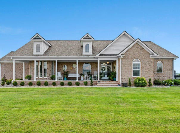 477 Opossum Kingdom Road, Berea, KY 40403