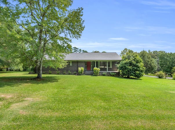 161 2nd Ct NW, Vernon, AL 35592