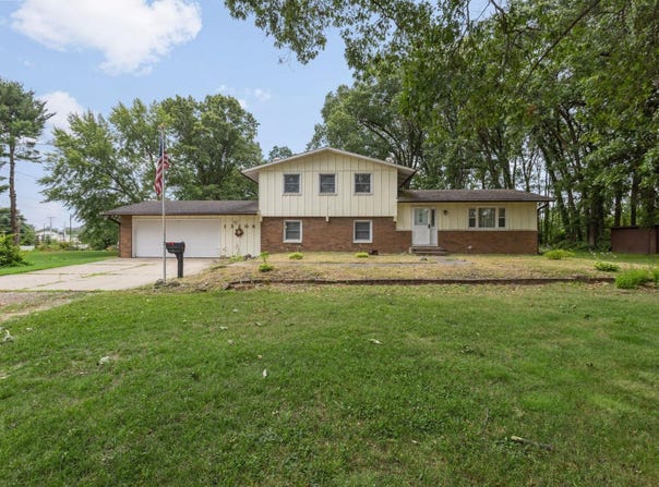 13206 Adams Road, Granger, IN 46530-8787