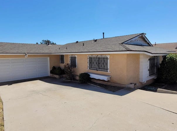 7693 Woodbine Way, San Diego, CA 92114