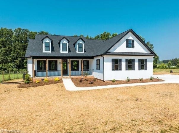 3256 Williston Court, Walkertown, NC 27051