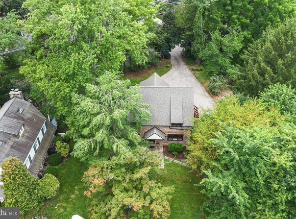 7 CREST LANE, SWARTHMORE, PA 19081