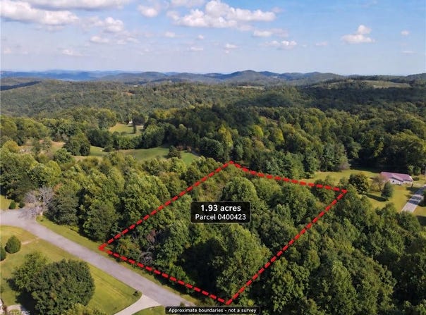 Antigua Drive, Moravian Falls, NC 28654