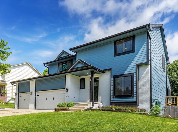 3170 E Kenyon Avenue, Des Moines, IA 50320