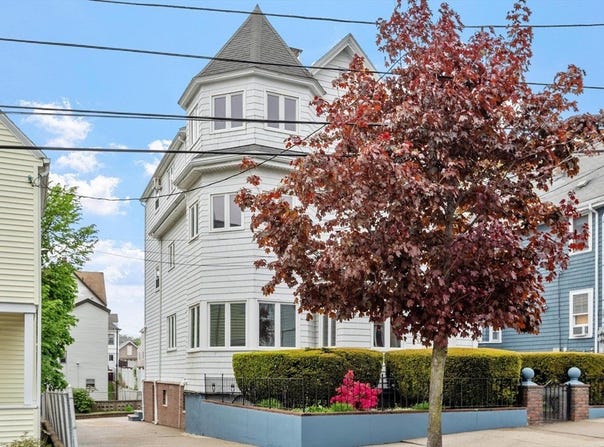 17 Tufts Avenue, Everett, MA 02149
