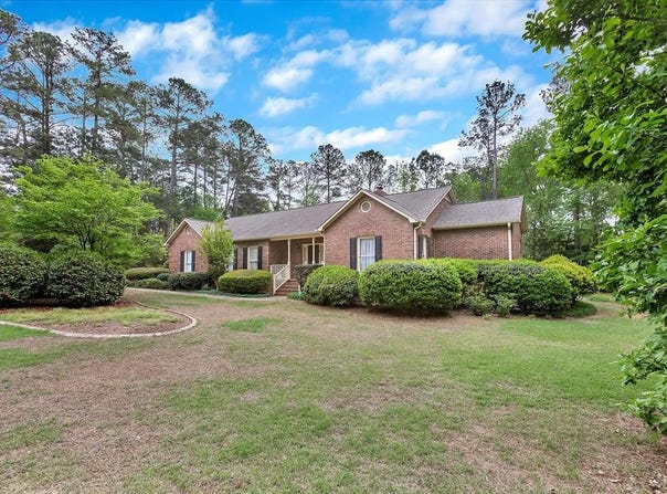 104 Glen Eagle Ct., Greenwood, SC 29646