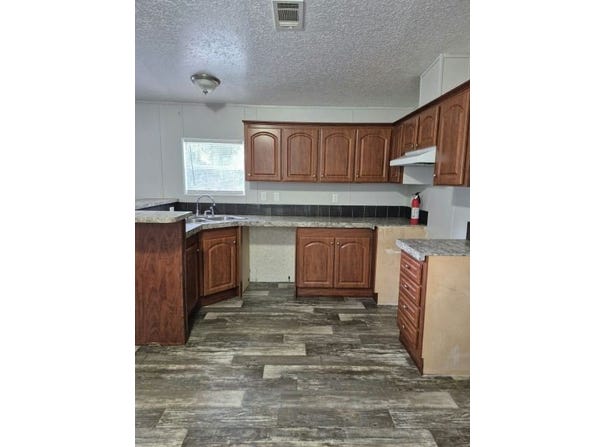 503 Deresine Carre, Seffner, FL 33584