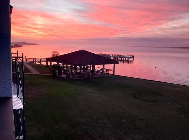 7453 Sunset Harbor Dr, Navarre Beach, FL 32566
