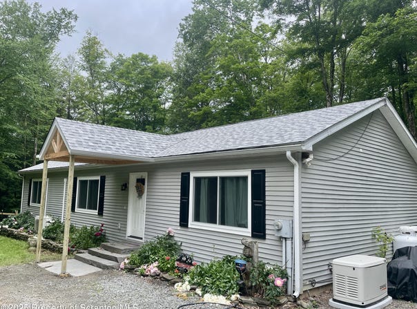 374 Fork Mountain Road Road, Equinunk, PA 18417