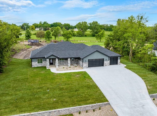 13000 Anthony Dr., St. George, KS 66535
