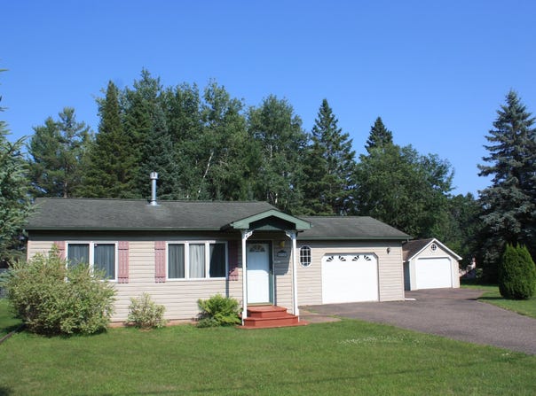 10710 Beal Ave, Hayward, WI 54843