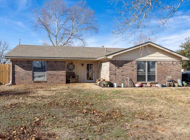 117 Seminole Dr, Comanche, OK