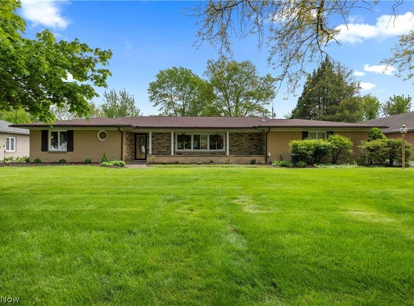 304 Cedar Brook Lane, Sandusky, OH 44870