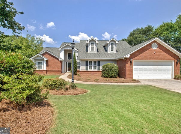 316 Kensington Drive, Peachtree City, GA 30269