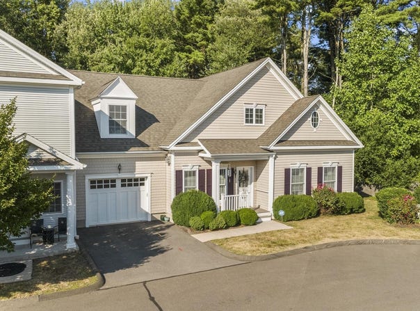 21 Mickel Lane, Milford, CT 06461