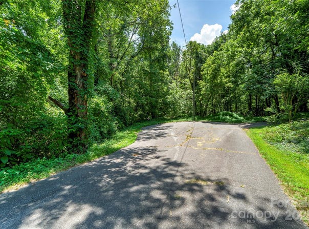 Setzer Drive, Morganton, NC 28655
