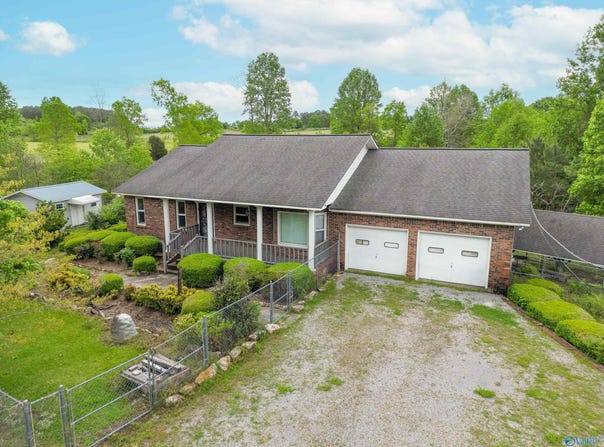 1062 Garrett Street, Rainsville, AL 35986