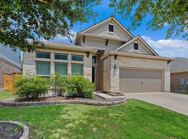 912 Isaias Dr, Leander, TX 78641