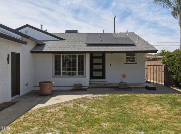 9841 Stanwin Avenue, Arleta, CA 91331