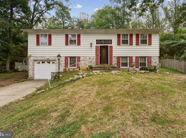 12011 SKIPJACK Court, WOODBRIDGE, VA 22192