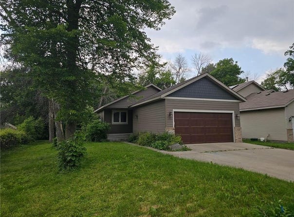 15174 Cates Lake Drive, Savage, MN 55372