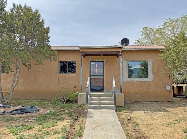 1009 Camino de la Serna, Taos, NM 87571