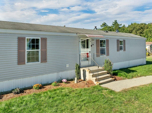 26 Goldrush Lane, Rochester, NH 03868