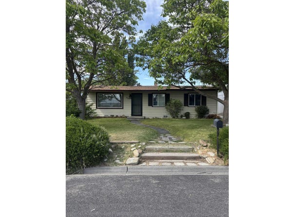 825 E Larch Street, Othello, WA 99344
