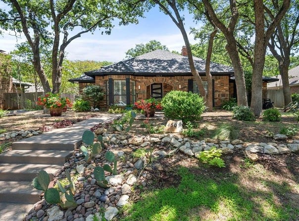 4505 Lake Park Drive, Arlington, TX 76016