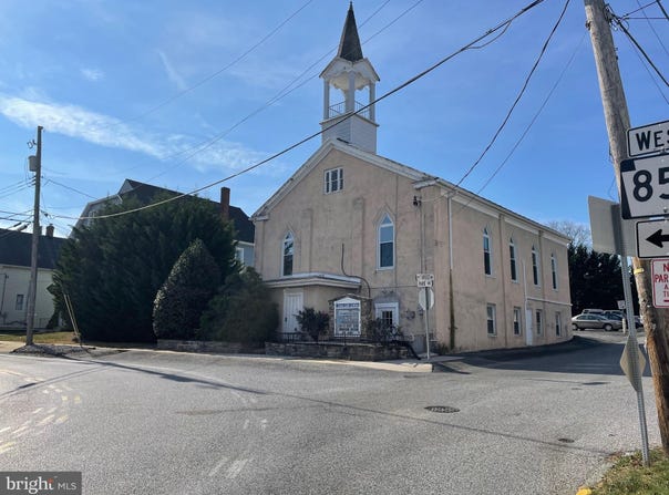 2 PARK STREET, SHREWSBURY, PA 17361