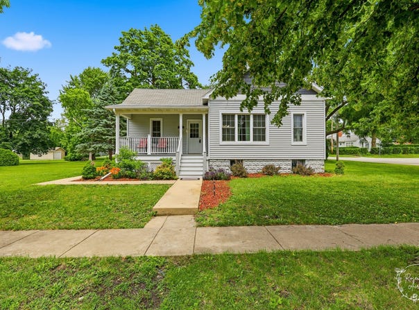 423 E Front Street, Gilman, IL 60938