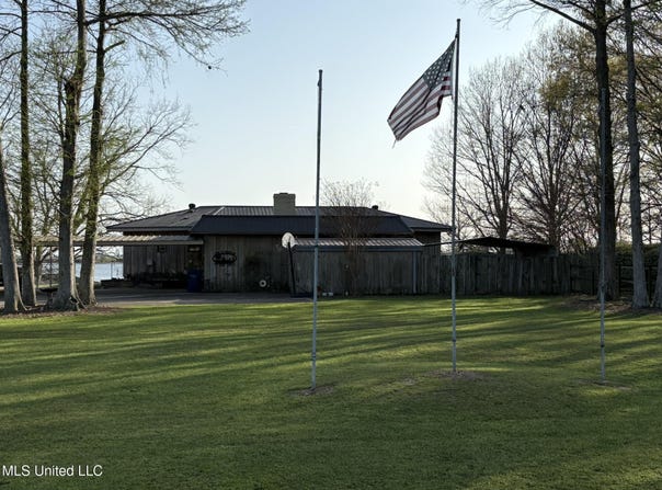 1181 Lakehall Road, Lake Village, AR 71653