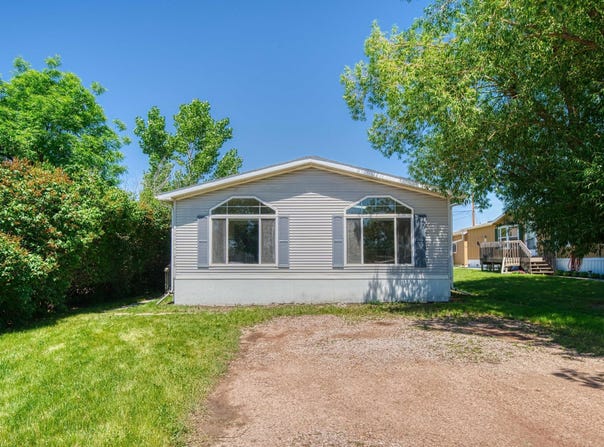 919 E 9th St -, Gillette, WY 82716