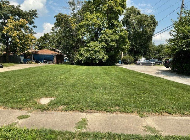 13 W 30th Place, Steger, IL 60475
